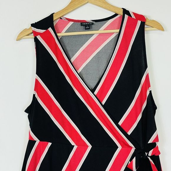 Torrid Black Pink Diagonal Stripe Crepe Wrap‎ Sleeveless Dress Womens Plus 1 1X - Picture 2 of 6